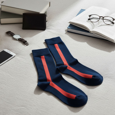 Wysokie Skarpetki Męskie Bawełniane Elastyczne GRANATOWE z Wzorem One Size - Pakojeans.pl