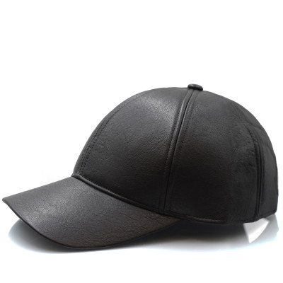 Czapka z daszkiem skórzana z guzikiem męska czarna - Pako Jeans