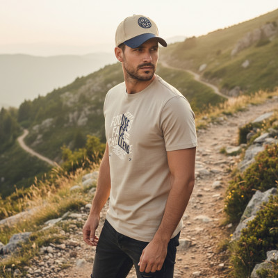 CZAPKA z Daszkiem Męska Bejsbolówka KOMPAS Beżowo - Granatowa Pako Jeans - Pakojeans.pl